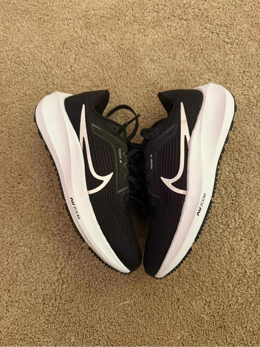 New Women’s Size 5 - Nike Air Zoom Pegasus 40 Black White DV3854 001